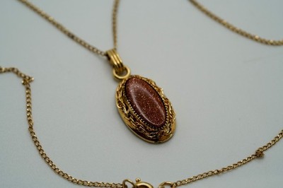 Vintage MCM 12k GF Goldstone Pendant 2.6cm Necklace 15'' JB14