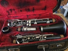 Paris Evette Buffet Clarinet with Hard Case and Accessories