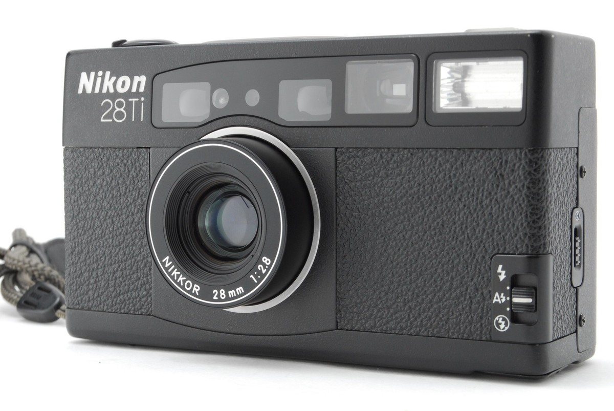 Nikon 28Ti コンパクトフィルムカメラ　#2939 ⏯️ READ [MINT w/Strap] Nikon 28Ti 35mm Point & Shoot Film Camera