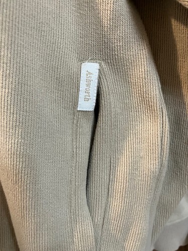 Ashworth V Neck Golf Pullover. Size XL with Pockets - Picture 5 of 6