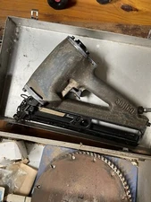 senco sn1 Framing Nail Gun. Does NOT work