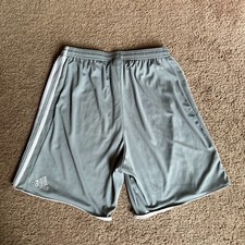 Adidas Shorts Womens Medium (26x7) Climacool Grey No Pockets High Rise
