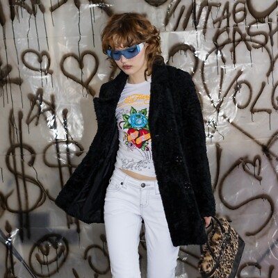 Vintage Y2K cozy fluffy blazer jacket in vampire black