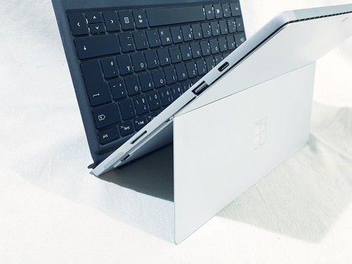 Microsoft Surface Pro 7 1866 I5-1035G4/ 8GB/ 256GB 12,3" Win11 DE #0891 A-minus - Bild 3 von 13