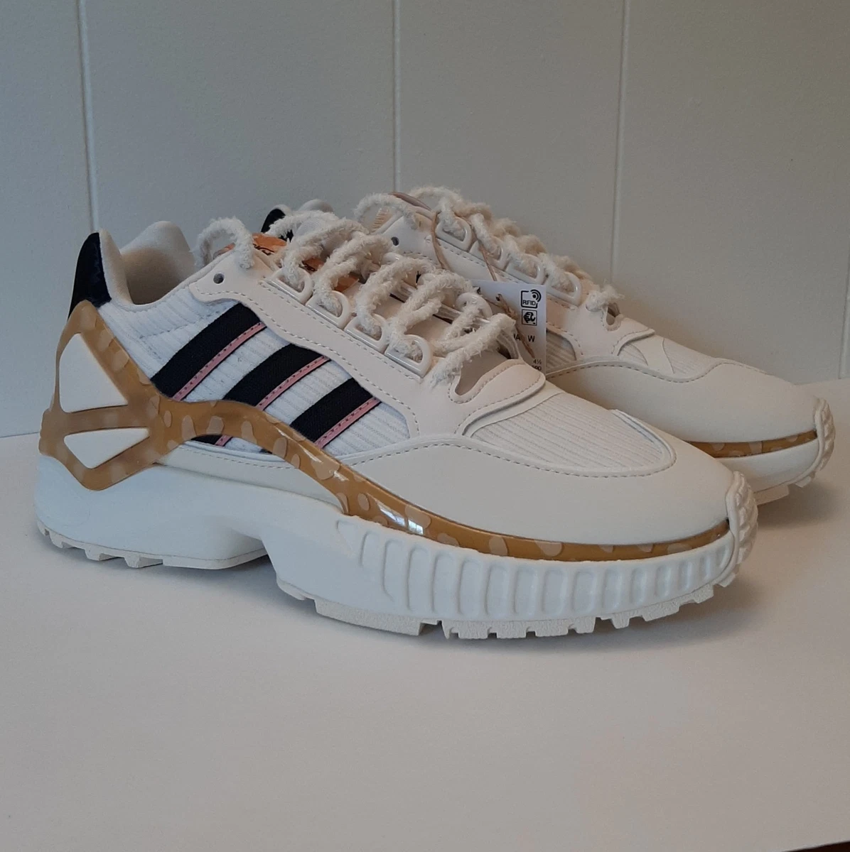 Las mejores ofertas en Disney x adidas ZX Wavian Bambi W | eBay