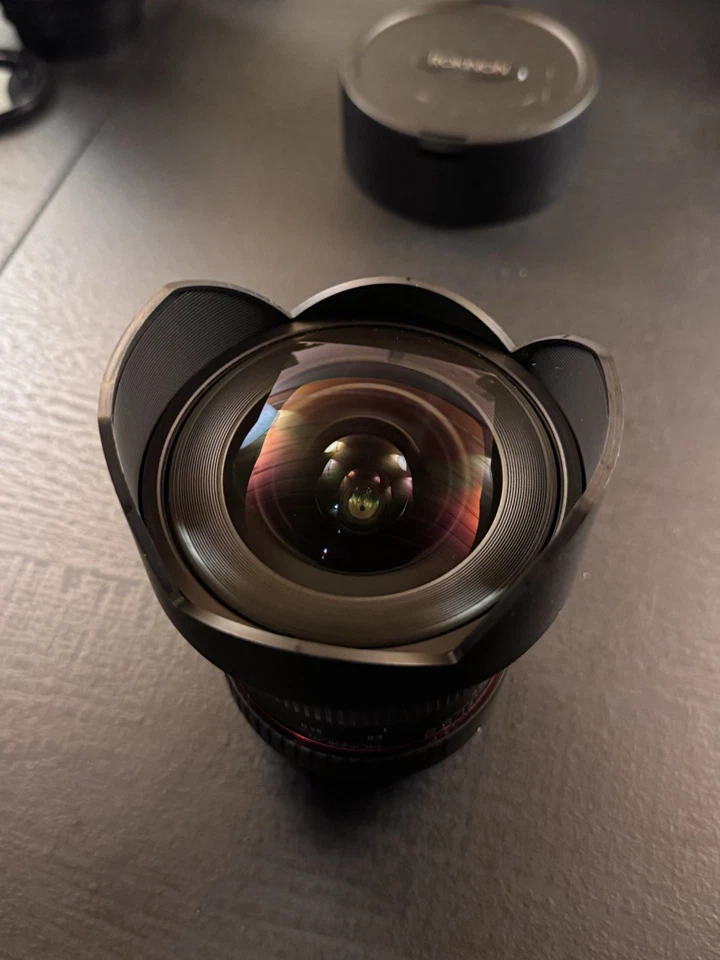 Lente ultra gran angular ROKINON 14 mm f/2,8 (perfecto estado) Foto 3 de 4