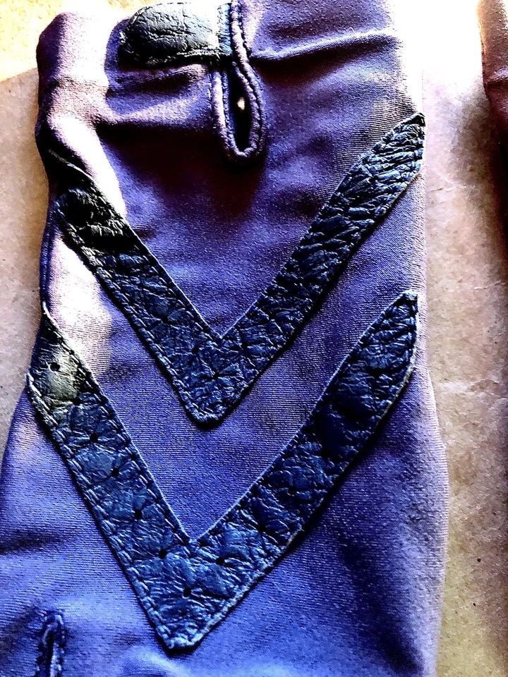 Vintage Isotoner Driving Gloves Leather Trim Aris One Size Mauve Gift Holidays - Image 3 of 4