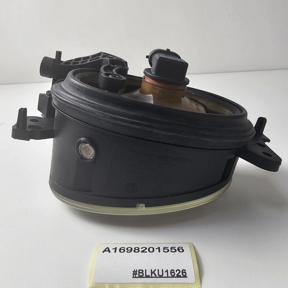 1994-2024 Mercedes-Benz E550 Front Fog Light A1698201556 - Image 3 of 4