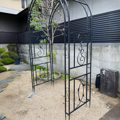 Metal Garden Arch with Ground Stakes Climbing Plant Trellis Wedding Frame Decor