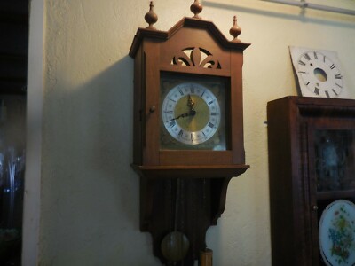 Vintage Urgos made in Germany VW 7/28 461067 Wall Weight Brass Driven Clock  RUNS