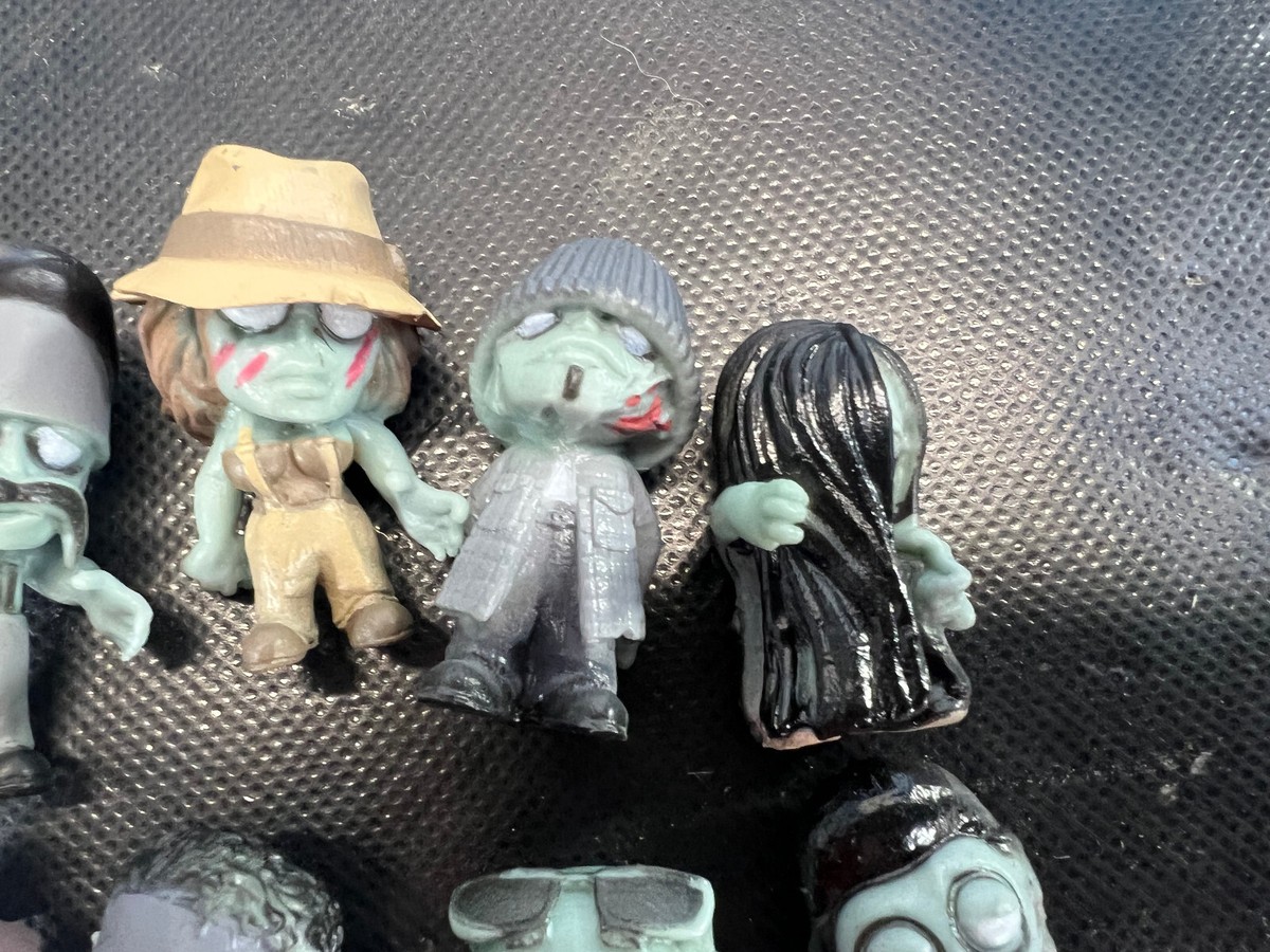 Homies Big Heads ZOMBIES HOMIES FIGURES Complete Set of 8 figures