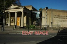 PHOTO  PORTICO TO THE ROMAN LEGIONARY MUSEUM CAERLEON A RATHER GRAND PORTICO ENT