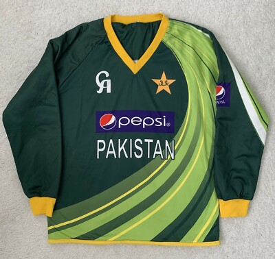 GREAT PAKISTAN CRICKET ODI MATCH WORN SWEATER 2013 BATSMAN ASAD