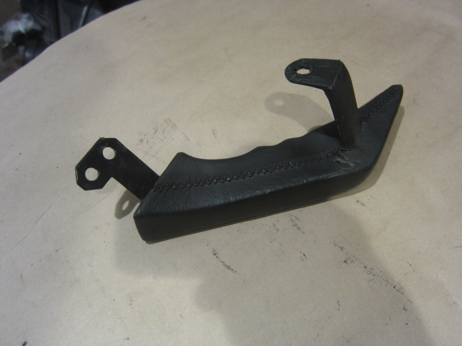 Ferrari 355 - LH Inner Door Grab Handle (Black)- P/N 63515200