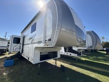 2026 Heartland Sundance FW 32RLBS