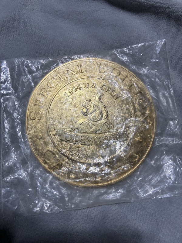 cadillac sprecial edition 1994 us open Oakmont trunk mount brass medallion