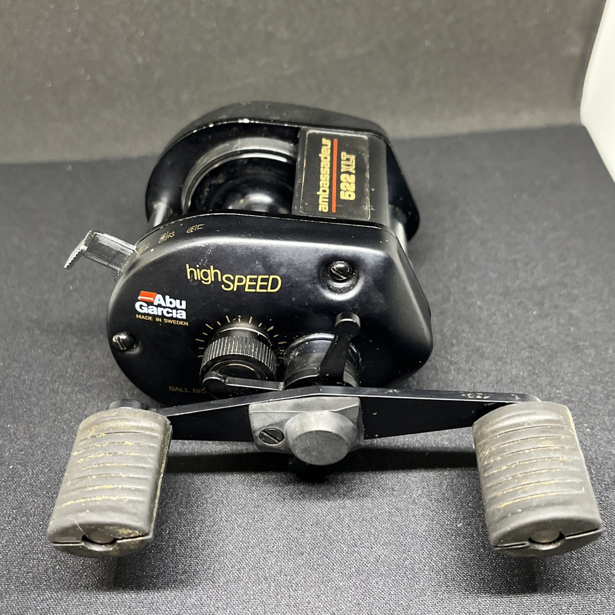 ABU GARCIA AMBASSADEUR FISHING REEL - 523 XLT - VERY CLEAN VINTAGE