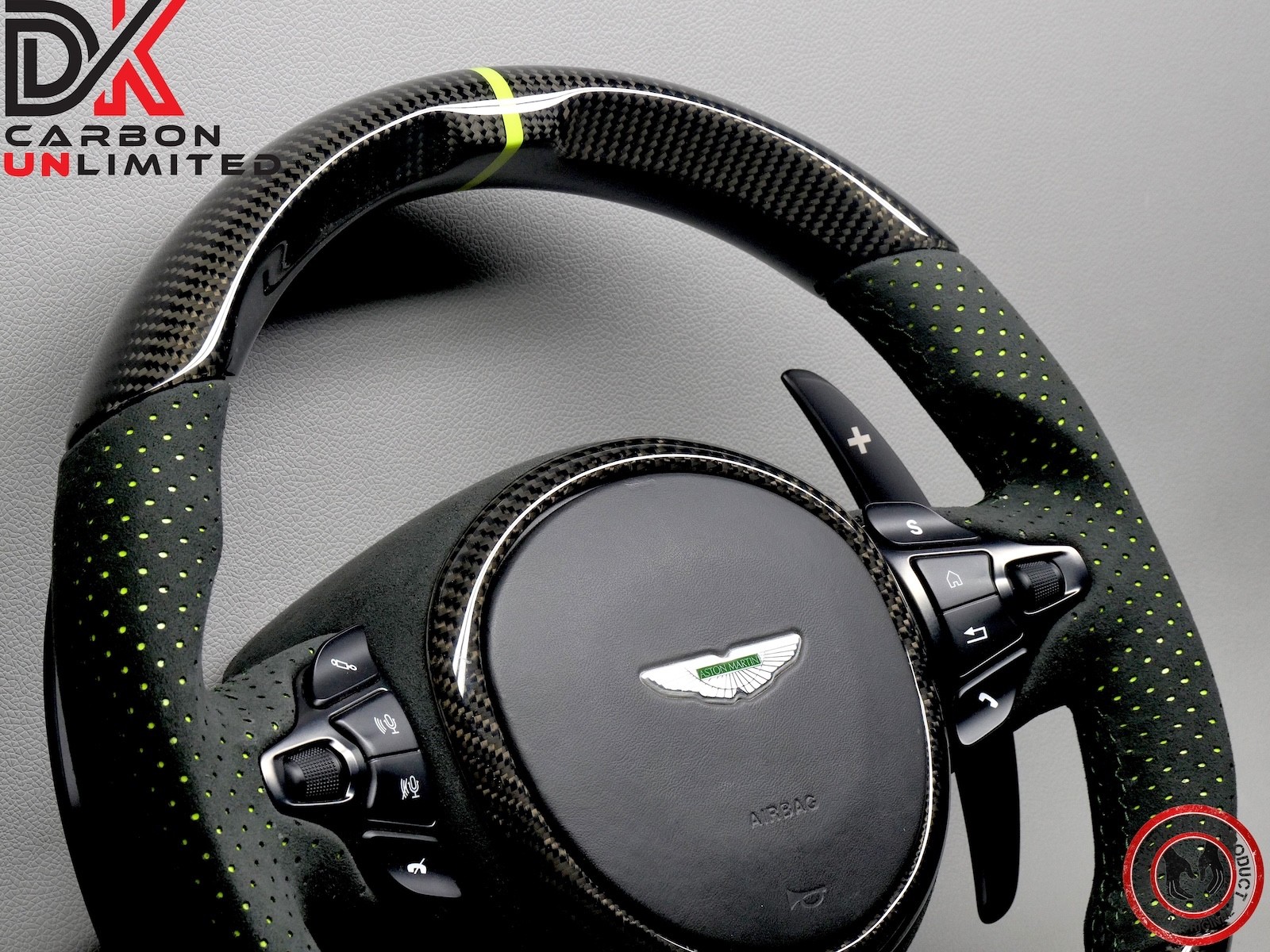 Aston Martin DB11 DBS Vantage AMR Green Ring Alcantara Carbon Steering Wheel v3