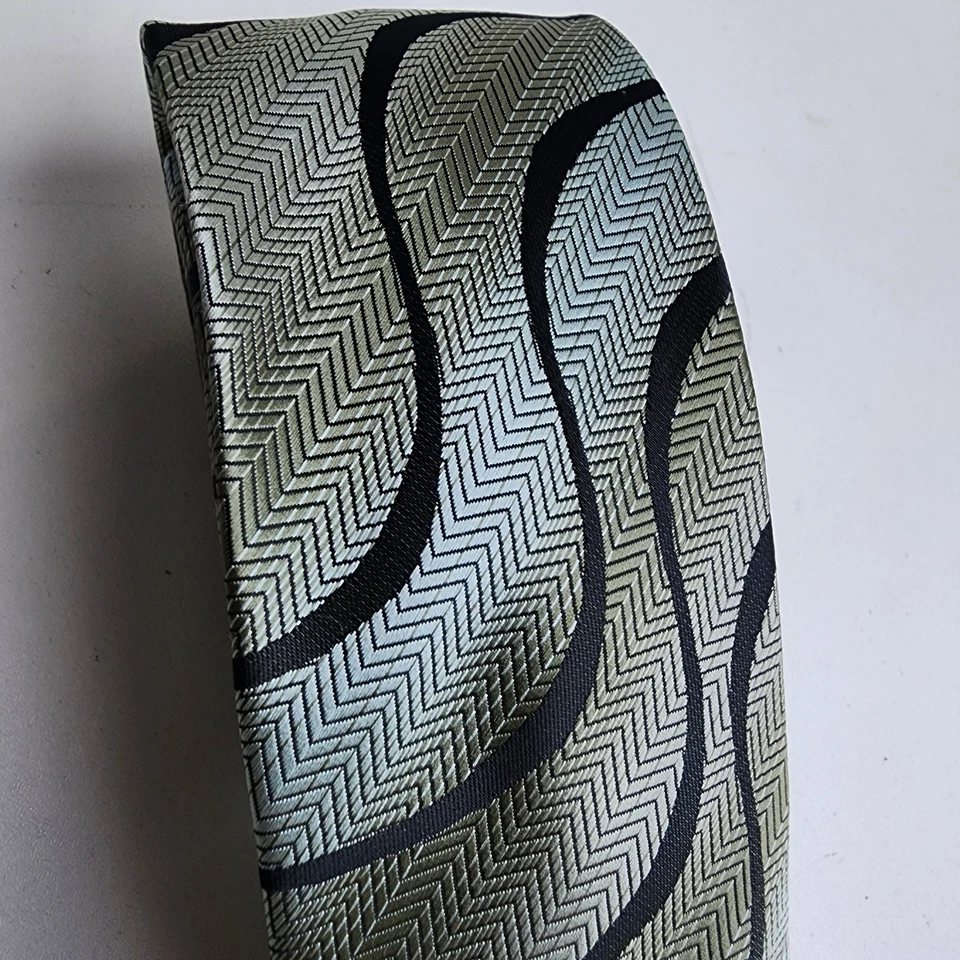 "Corbata Bergamo New York Pure X-Long 64,5"" negra verde geométrica abstracta"  Foto 3 de 4