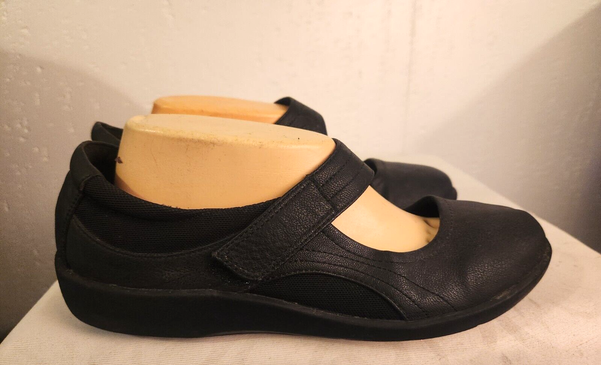 Clarks Cloudsteppers Soft Cushion Womens sz 10 Black Slip On
