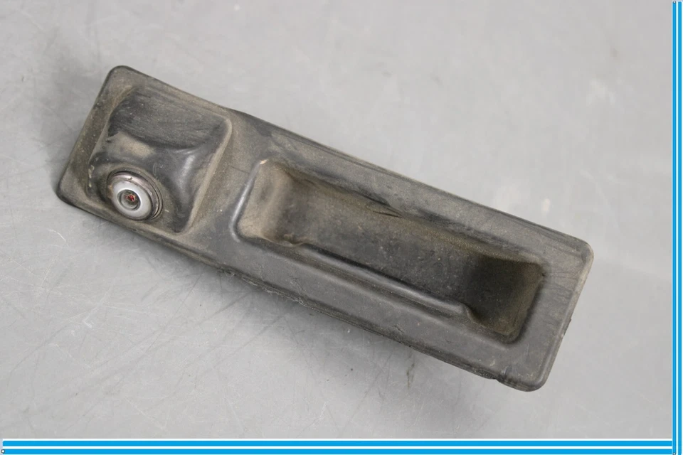 Interruptor de manija de liberación de puerta levadiza puerta trasera BMW X5 X6 14-18 con cámara OEM Foto 3 de 4