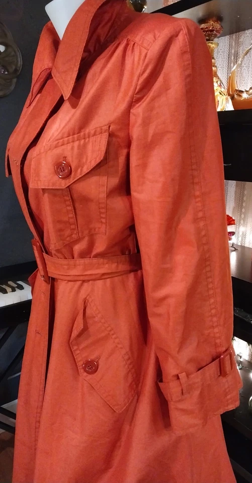 Vtg. Marshall Field & Company Pixie Fit n Flare Trench Coat. 2 Buttons Missing - Image 4 of 4