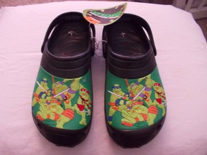 TEENAGE MUTANT NINJA TURTLES KID/'S ACTIVITY CLOGS Fleece Lining Sz LARGE 2//3