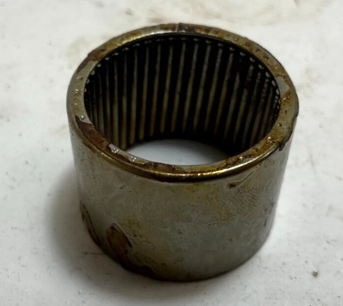 1960-1964 Dodge Chrysler Steering Sector Housing Upper Bearing 2123169 NOS - Image 2 of 3