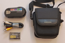 NEW / Samsung SMX-C10 Compact Flash Memory Camcorder / NO CHARGER