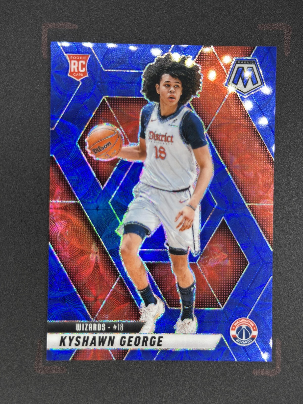 2024-25 Panini Mosaic Kyshawn George RC /35 International Blue #247 Wizards