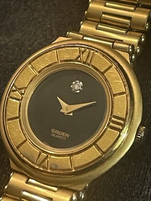Gruen Quartz Women s Dress Watch Gold Tone Bracelet Black Dial Roman 24.5mm