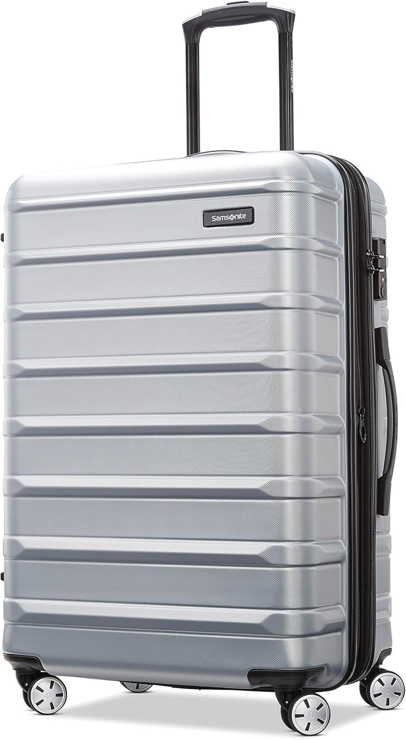 With 360&deg; Spinner Wheels & Tsa Lock