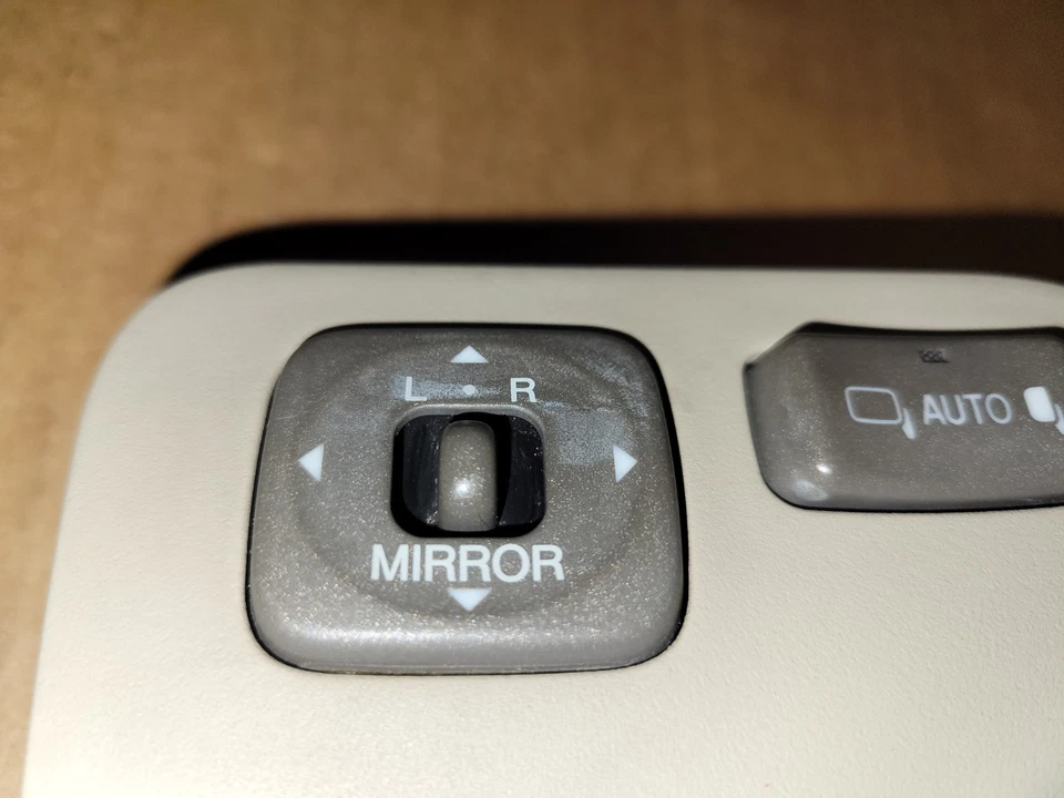 2001 A 2006 LEXUS LS430 CONJUNTO DE INTERRUPTOR DE ESPELHO SEM BOTÃO SENSOR DE ESTACIONAMENTO - Imagem 3 de 4