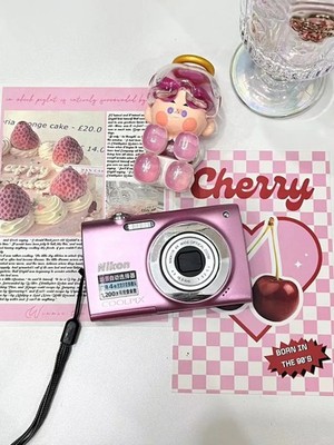 Nikon COOLPIX S2500 12.0MP 4x Optical Zoom CCD Digital Camera - Pink