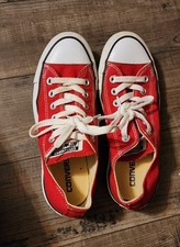 Red Low Top Convers Size 5 (M) 7 (W) preowned Good Condition. SH1