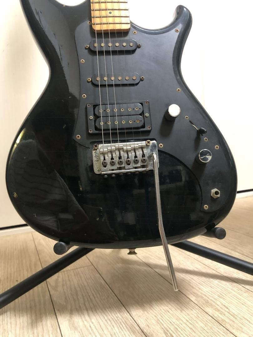 Aria Pro II RS Wildcat 1986 Floyd Rose SSH Black w/ Tremolo Arm