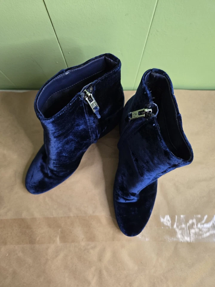 Botines Sam Edelman Tacón Terciopelo Azul Talla 8 En muy buen estado Foto 2 de 4