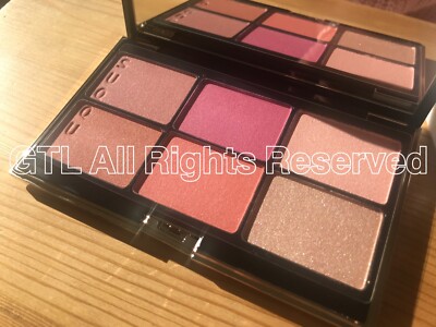 suqqu blush compact