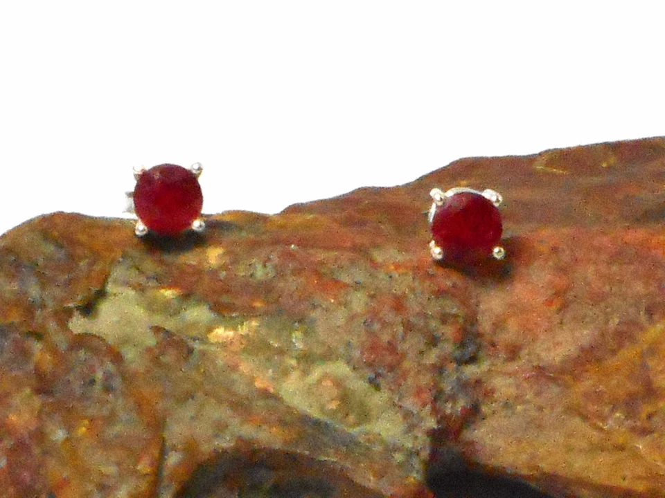 Round Pink RUBY Sterling Silver 925 Gemstone Stud Earrings - 5 mm - Image 2 of 4