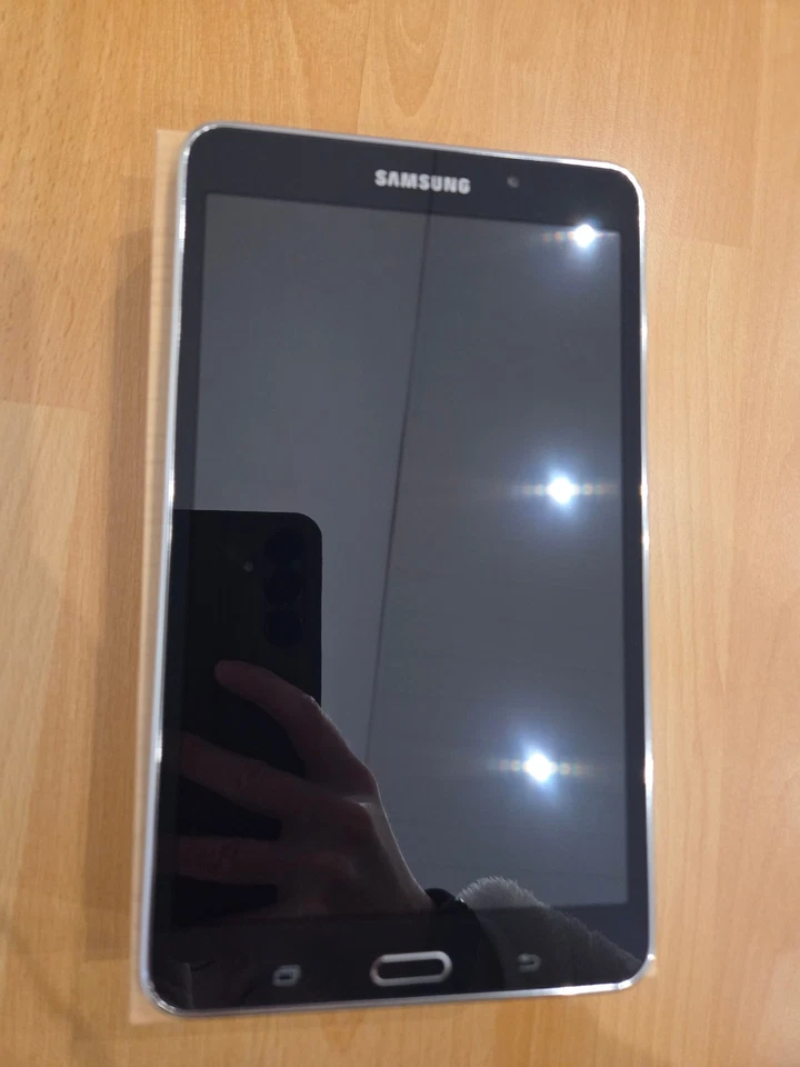 Samsung Galaxy Tab 4 SM-T230 Tablet 8GB WiFi 17,8 cm (7 Zoll) schwarz wie NEU - Bild 4 von 4