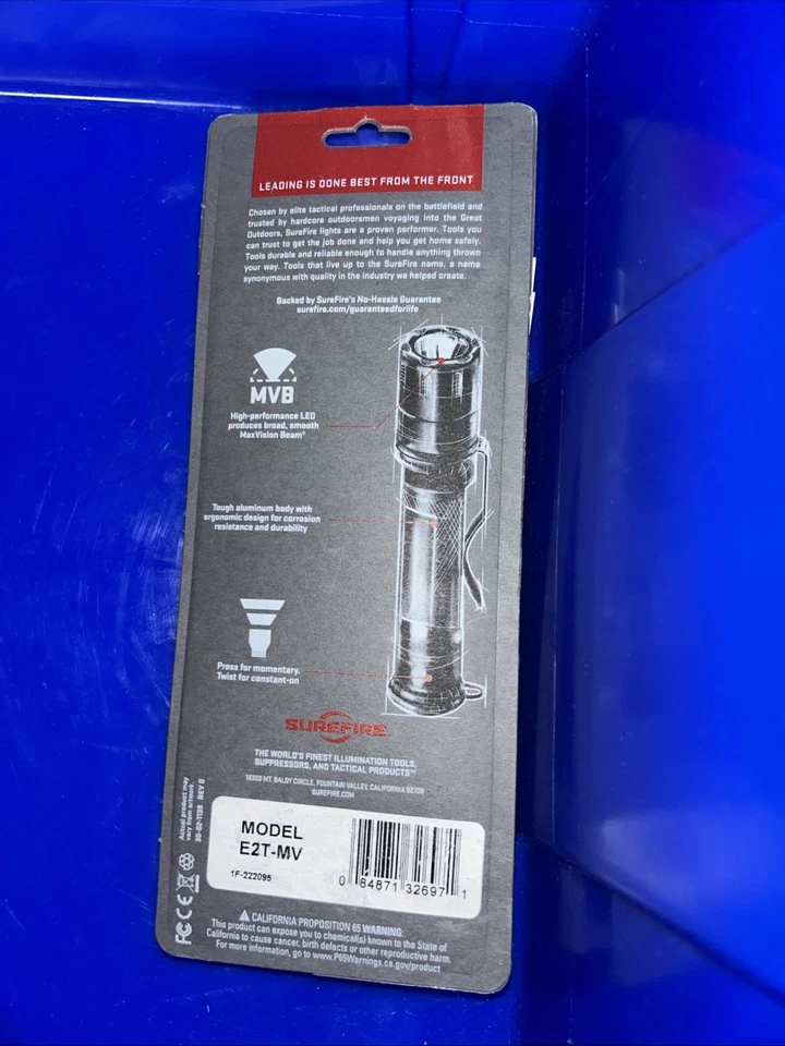Linterna LED táctica SureFire E2T-MV - 800 lúmenes Foto 2 de 2