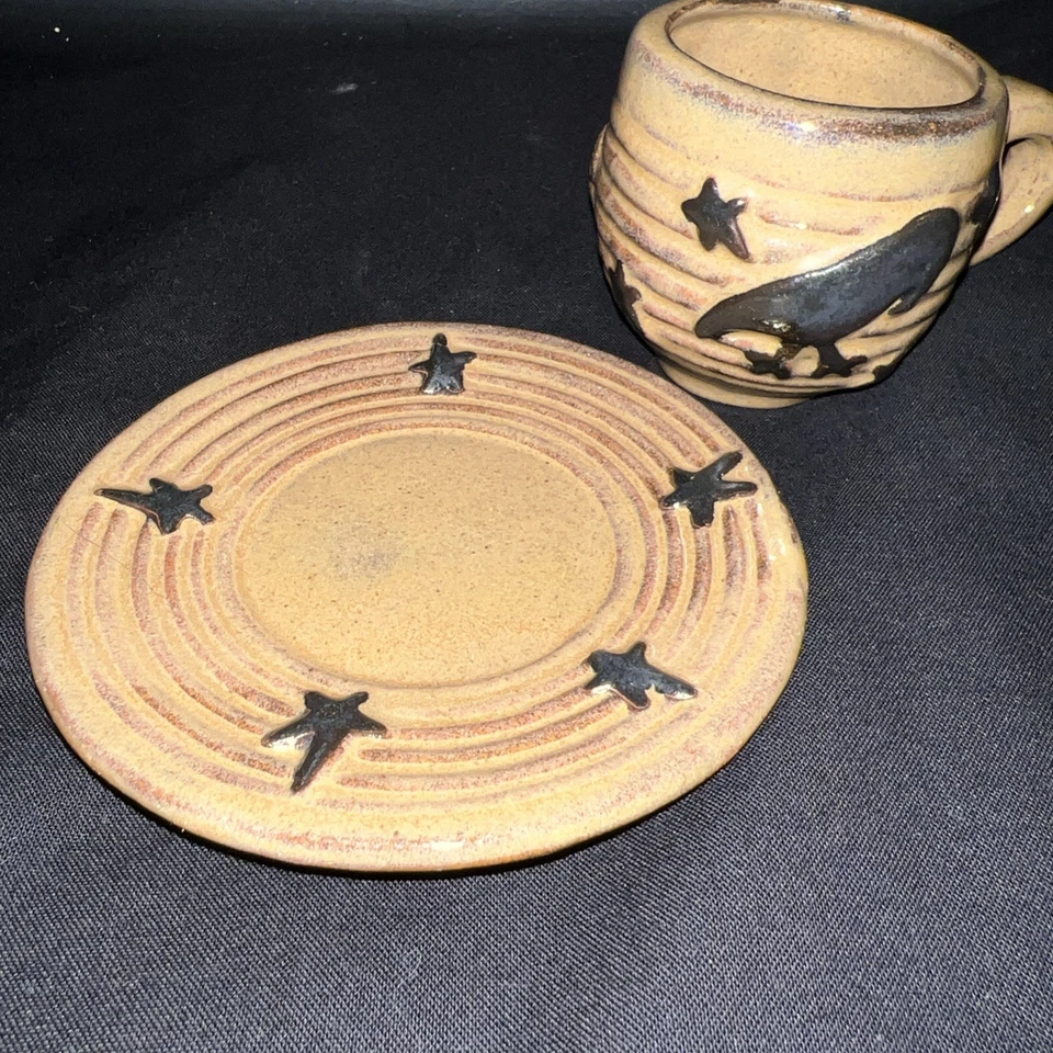 Prim Tea Cup Crow Honey Jar Glazed Ceramic Crow & Stars Ribbed Brown Sauce - Image 3 of 4