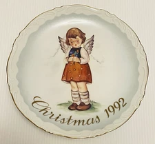 Sweet Blessings Schmid 1992 Christmas Collector Plate Berta Hummel with Box.