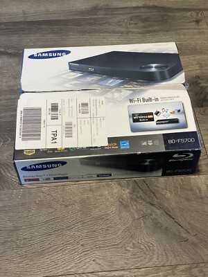 New Old Stock Samsung BD-F5700 Blu Ray Disc DVD Player Wi-Fi Built In NIB NEW