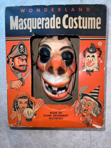 American Toys VINTAGE 1960s Wonderland Masquerade Halloween Mask WITCH Butterfly - Photo 1/24