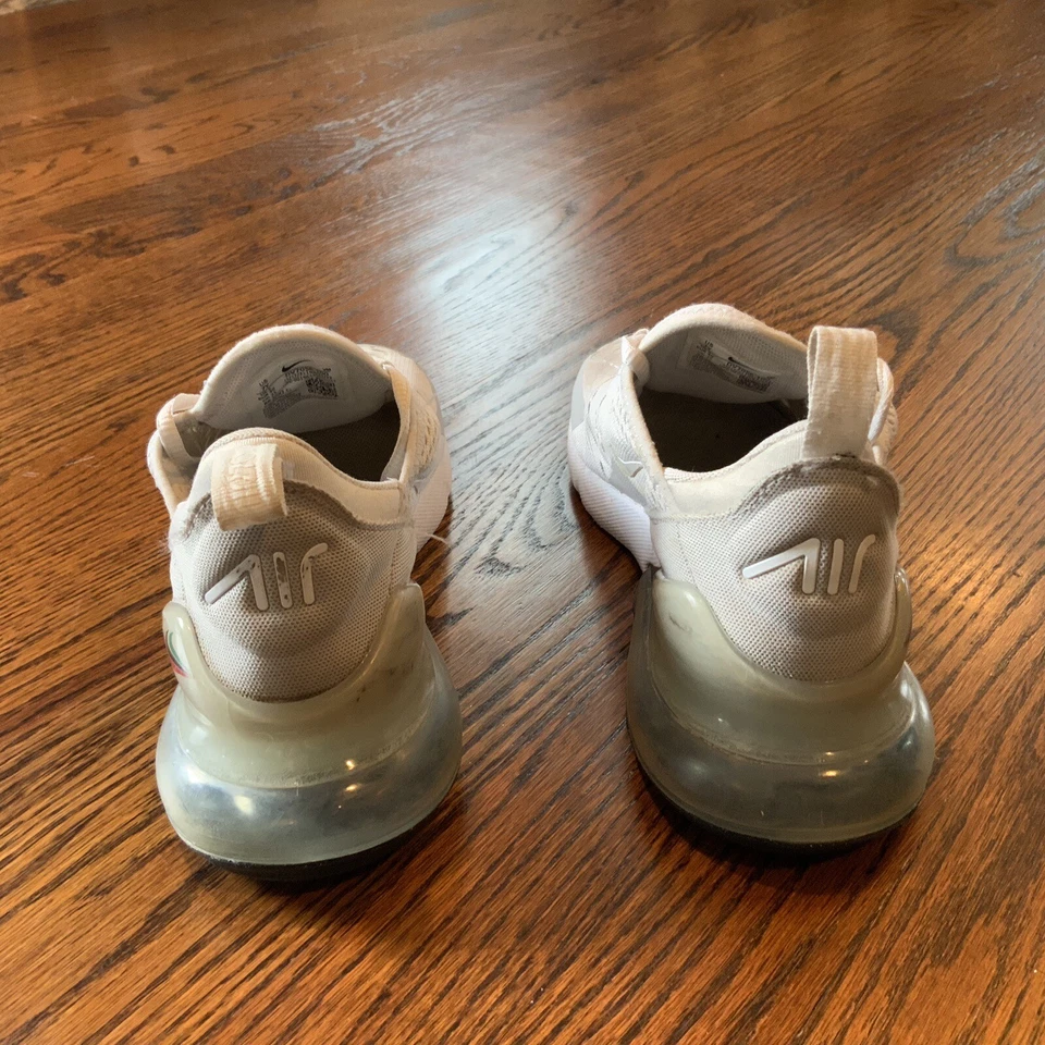 Nike Air Max 270 Tenis Blanco Gris Zapato Talla 8/8.5 Mujer o Juvenil 7Y Foto 4 de 4