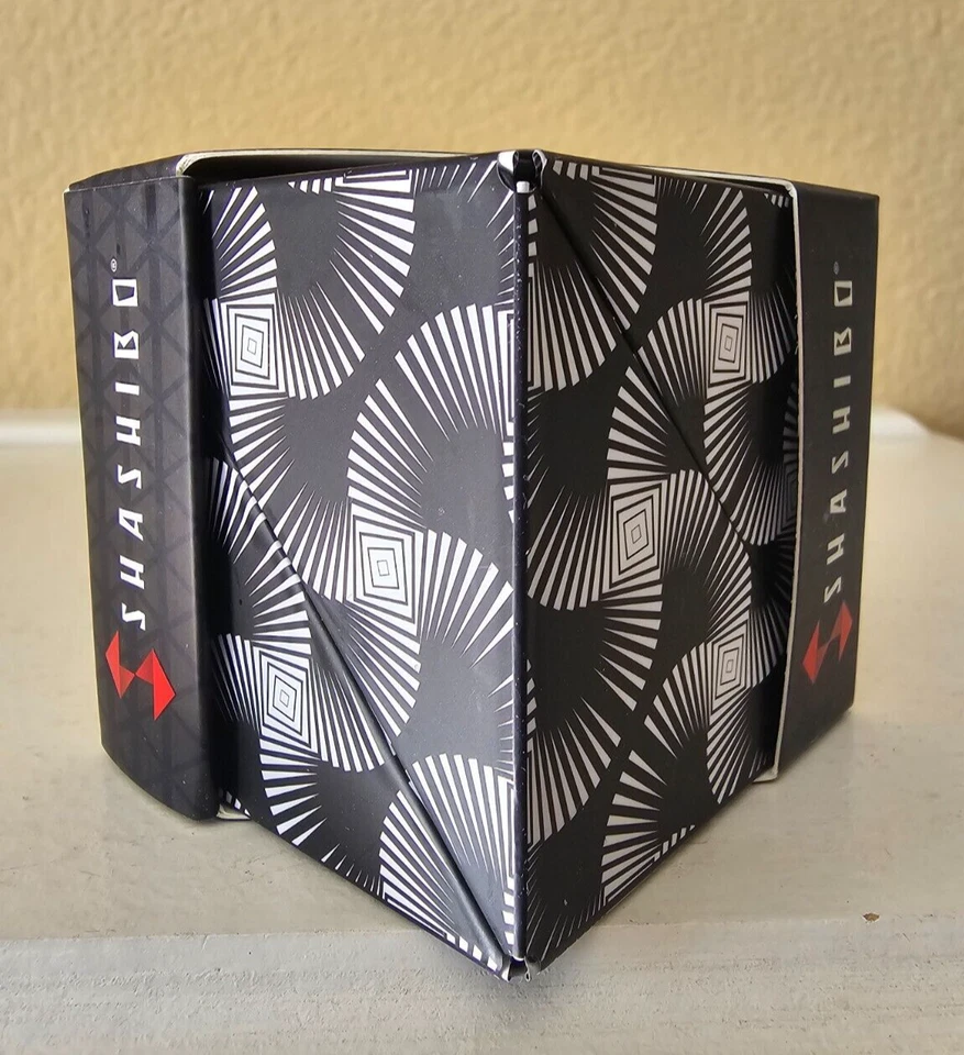 NUEVO Shashibo Crea Más de 70 Formas Blanco y Negro Foto 4 de 4