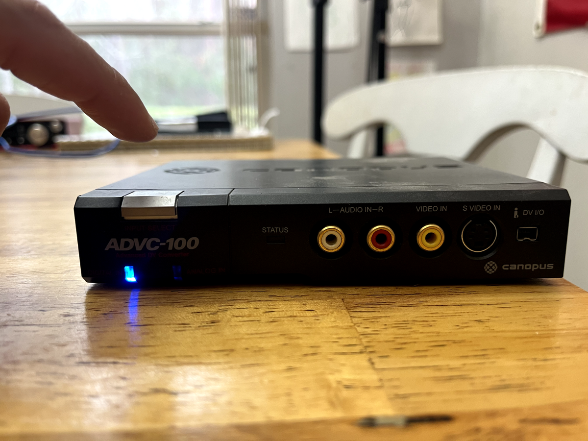Working Canopus ADVC-100 & ADVC-110 Analog Converter - VHS/Hi8