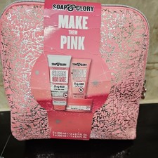 Soap & Glory ❤️ Make Them Pink 3-Pc Body Wash. Scrub. Butter ❤️ Gift Set & Bag
