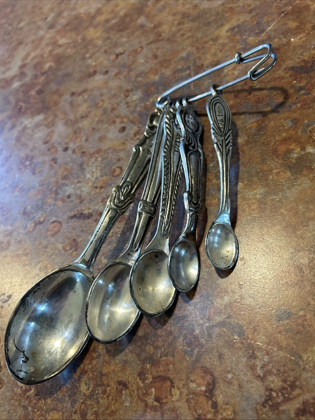 Anthropologie Vintage Silver Plated Measuring Spoons Set of 5 on Safety Pin
Opens in a new window or